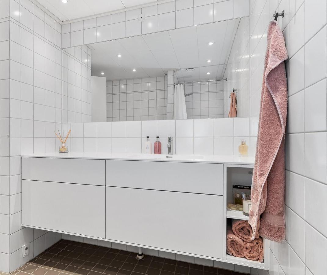 Scandi-Hygge 2 Bedroom Apartment In Charming Christianshavn Copenaghen Esterno foto